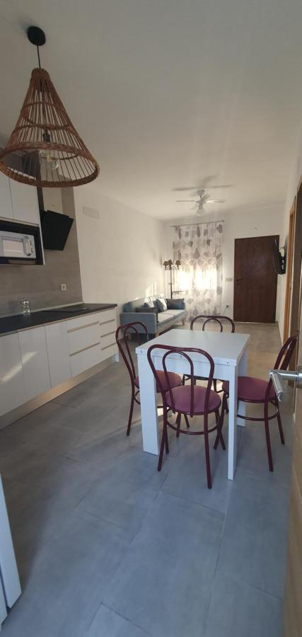 Apartamentos La Palmera Fernan Perez المظهر الخارجي الصورة
