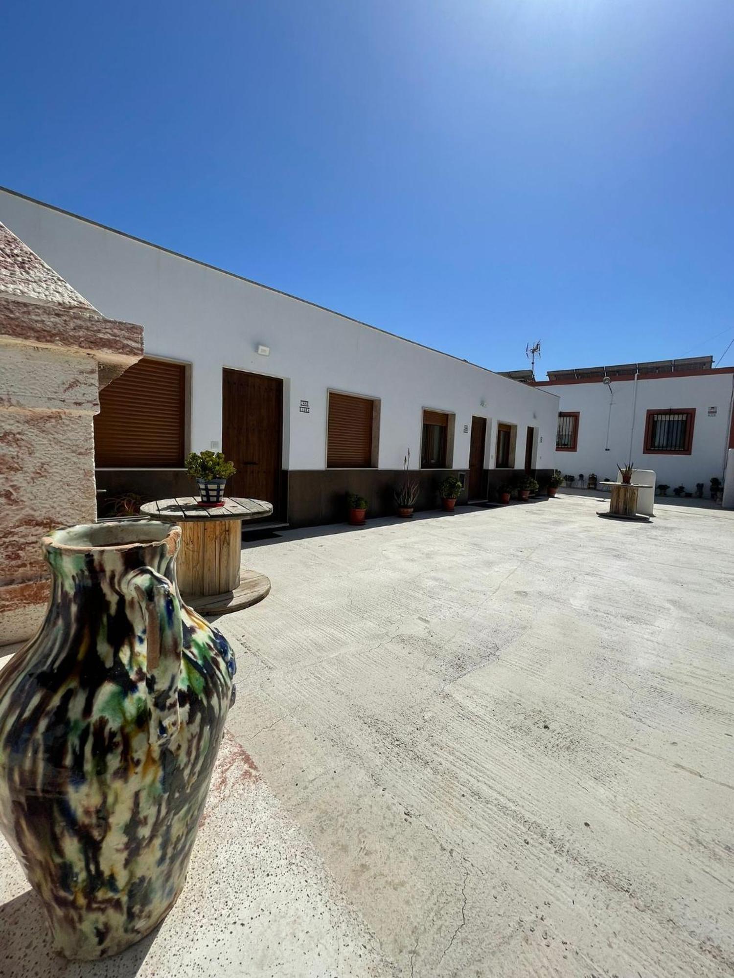 Apartamentos La Palmera Fernan Perez المظهر الخارجي الصورة